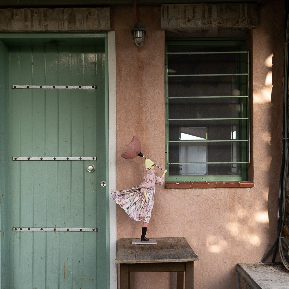 Little Girl Lamp // Ririka