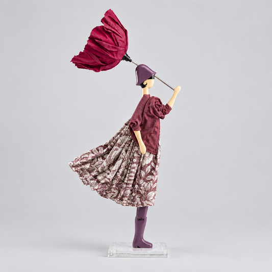 Little Girl Lamp · Leti