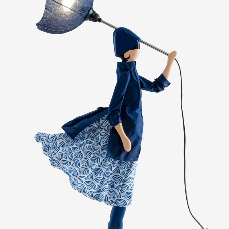 Little Girl Lamp // Nami